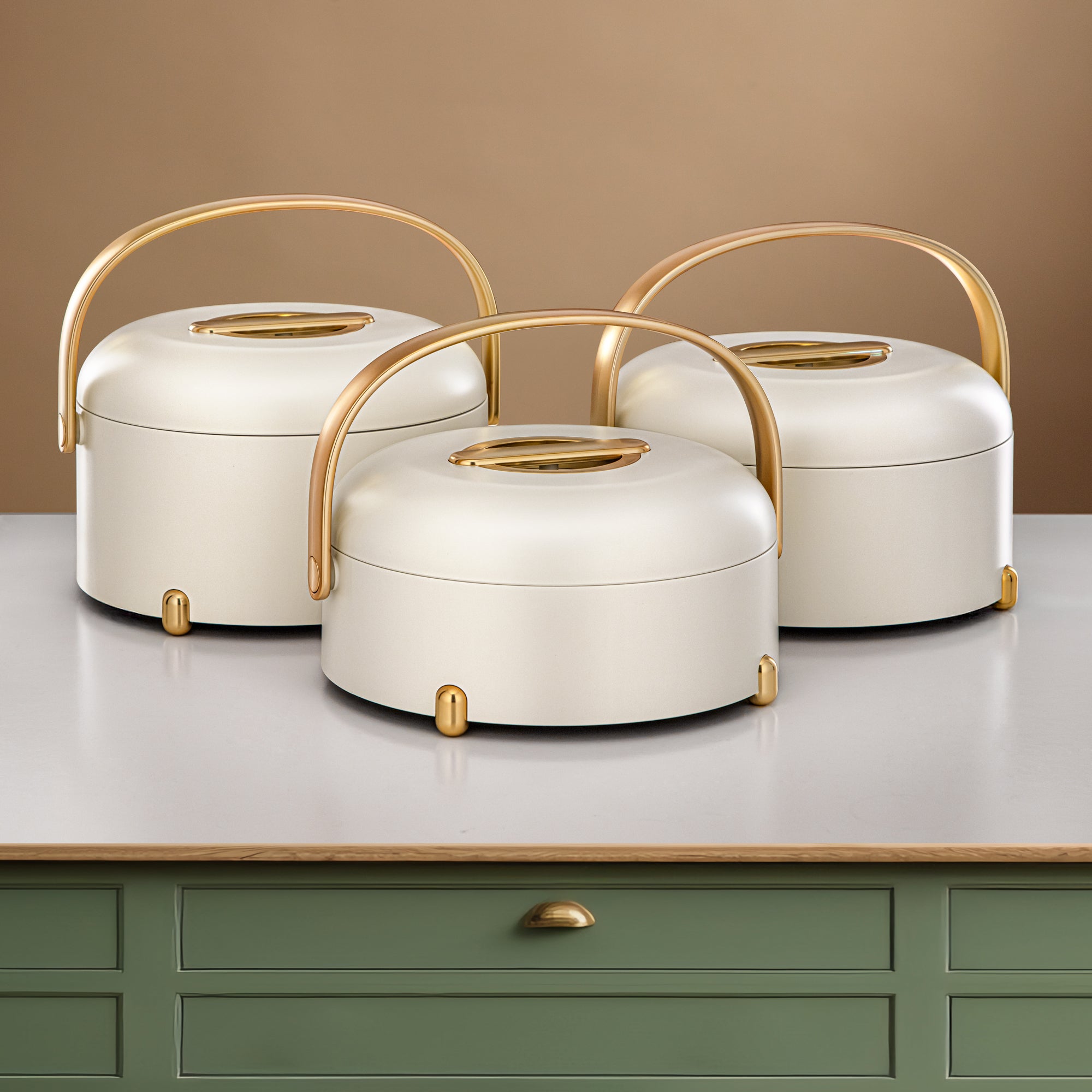 طقم تقديم المرجان مكون من 24 قطعة بلمسة عاجية ذهبية مطفية