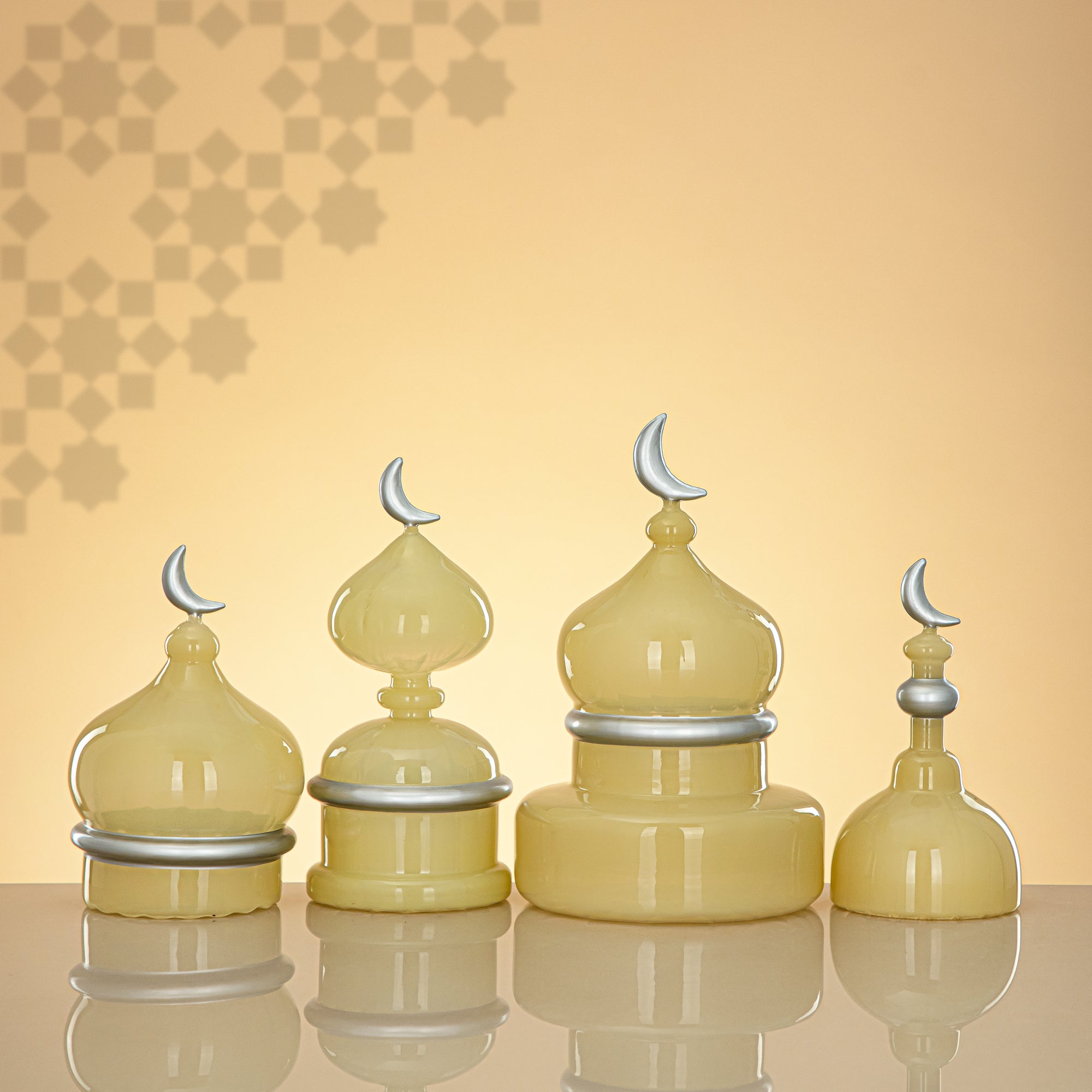 Almarjan Minaret Table Decoration 23cm x 15cm Ivory with Silver Lines & Crescent Moon – Noor Al Layali