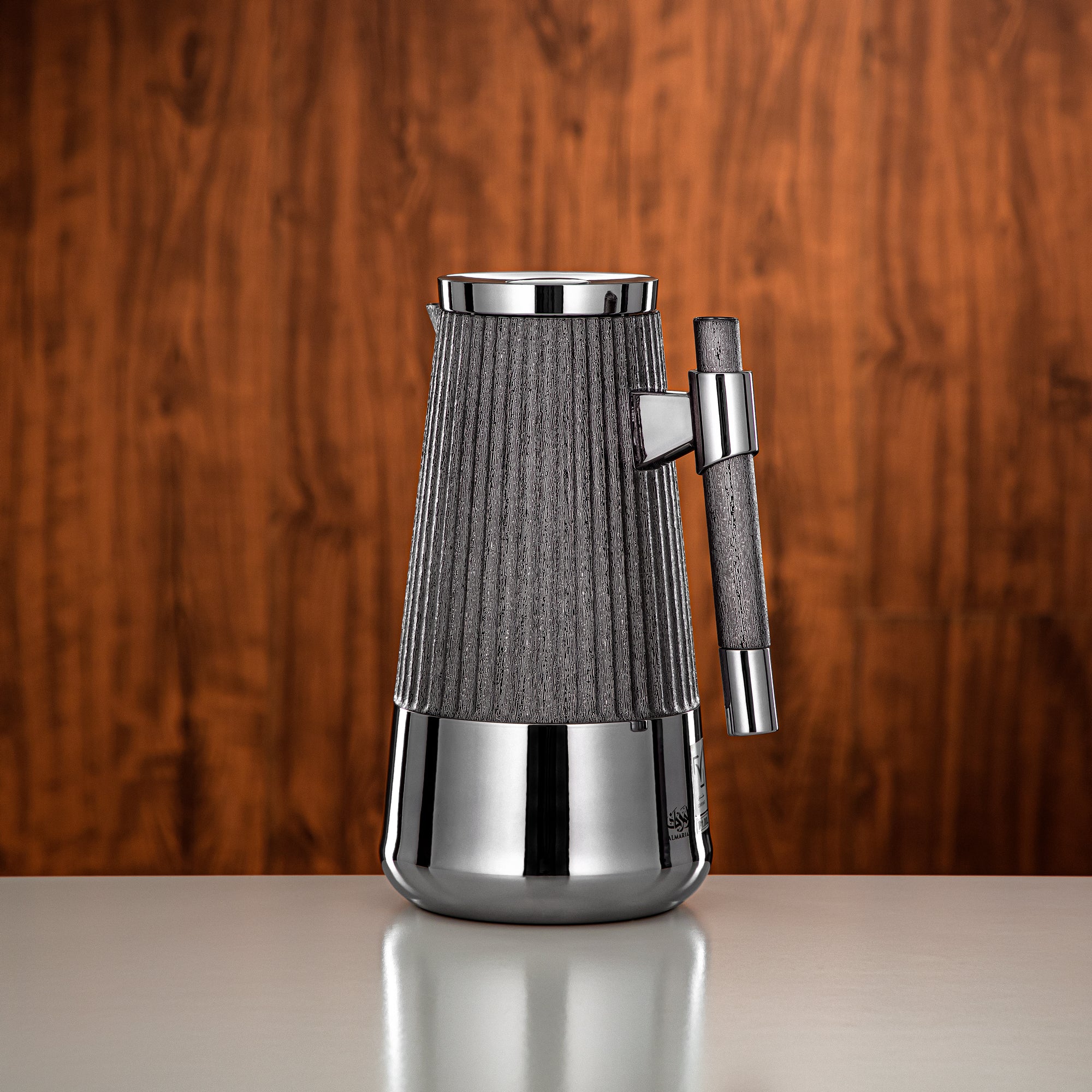 طقم ترامس المرجان 1 لتر + 1 لتر أسود غامق وفضي