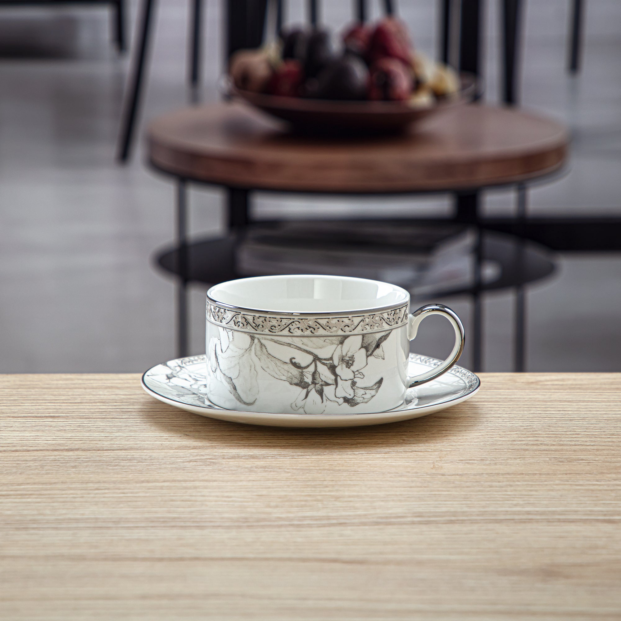 طقم اكواب بورسلين مع صحون 6 قطع - 8588