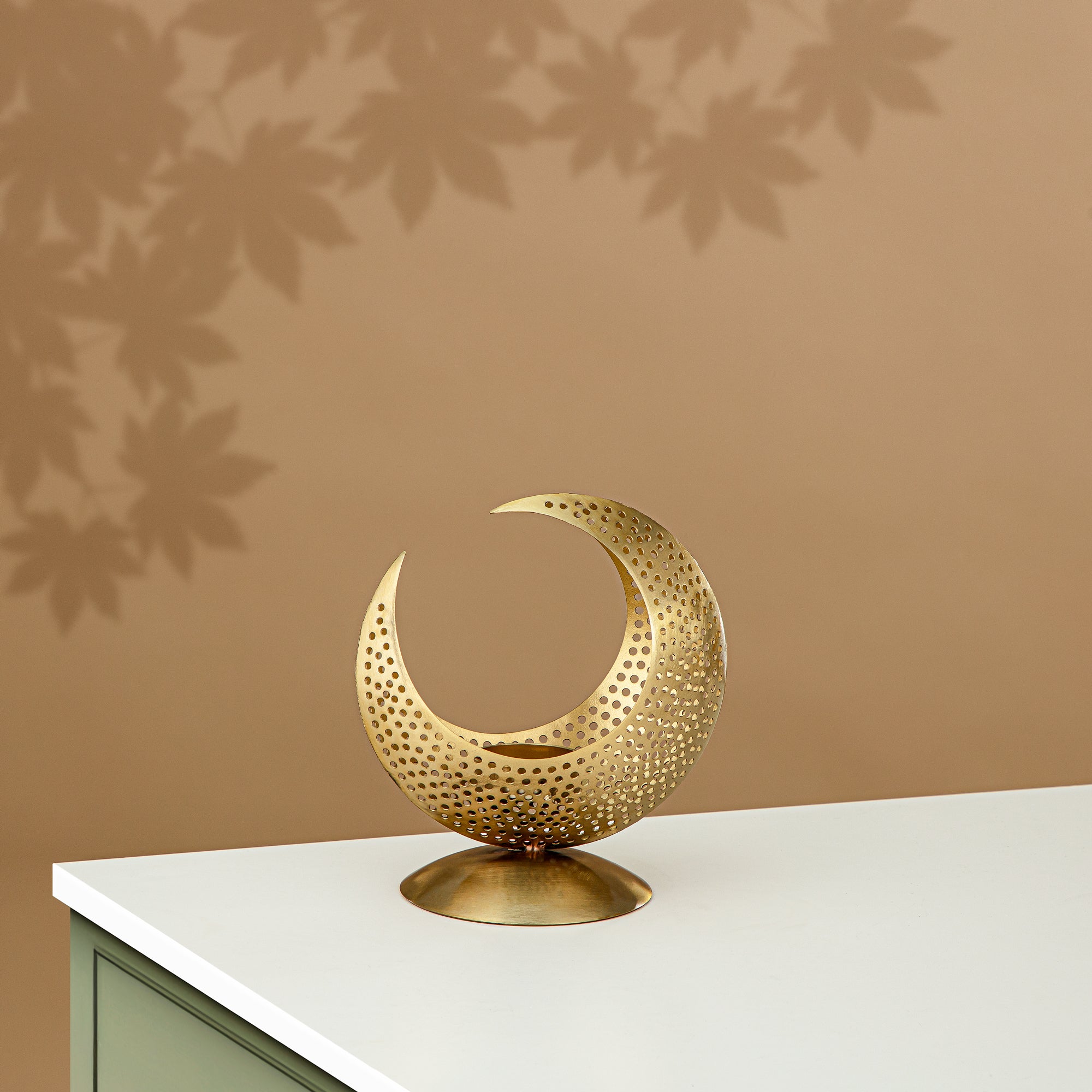 حامل شمعة المون ألماجان، 17 سم، ذهب مات (MD-3038 B) - ديكور رمضان