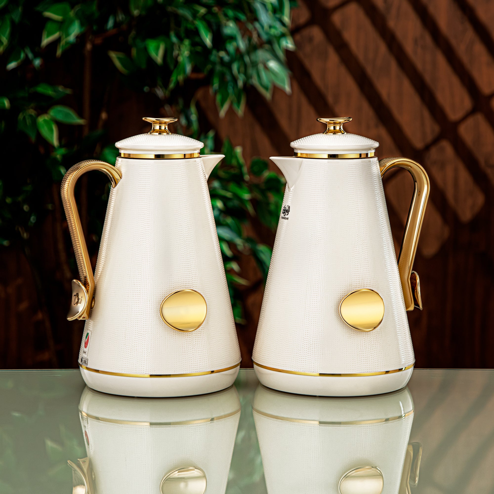 Almarjan 2 Pieces Vacuum Flask Set White & Gold - PZ-WHS