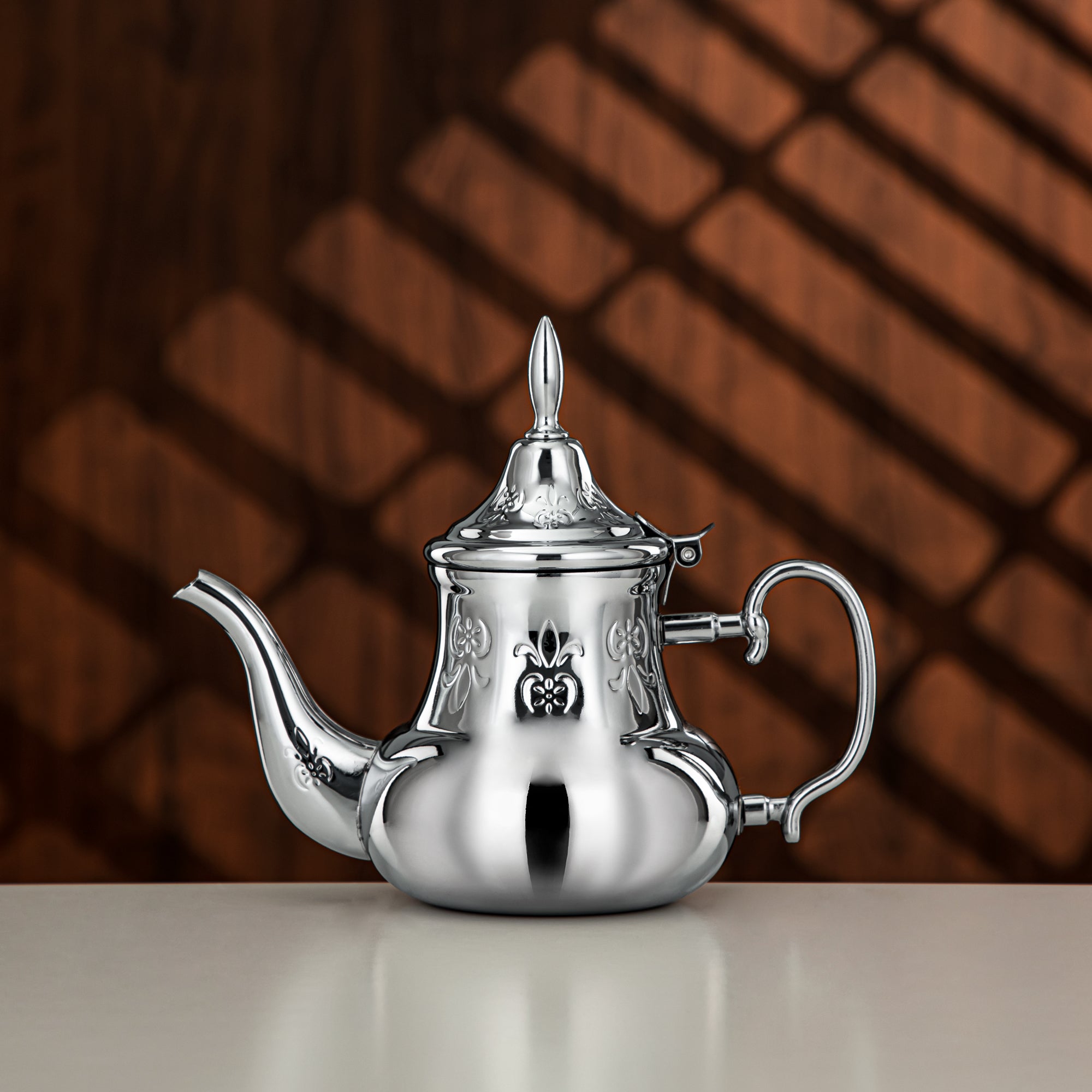 Almarjan 0.8 Liter Sahara Collection Stainless Steel Teapot Silver - STS0013178